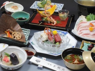 夕食の会席料理（※一例）