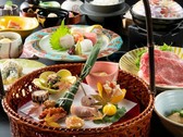 ご夕食は季節の地元食材を活かした京風会席料理を。
