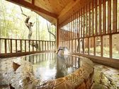 ◆露天風呂付特別室／露天風呂が備え付けてあるお部屋です。外の景色を眺めいつでもお楽しみいただけます。