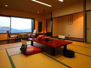 【山の眺めのあるお部屋】和室12畳の一例　※広縁のないお部屋もあります
