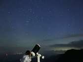 星空の一番キレイな冬の天体観測、大きい望遠鏡で月、惑星、星を観測致します