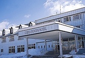 [郡上高原ホテル] ホテル外観です！雪道の運転には十分ご注意下さい！！