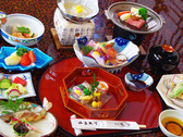 飛騨牛懐石料理（夕食の一例）