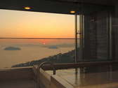 【貸切風呂】天下の絶景！三河湾の夕日をご覧頂きながらお部屋で過ごすひととき♪