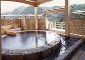 [和風旅館　粛海風] ”風月の湯””円石の湯”２つの貸切露天風呂はご自由にご利用いただけます（無料）