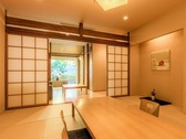 珪藻土と琉球畳で仕上げたシンプルな和室です。