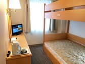 [HOTEL AZ　福岡八女店] ２段ベッドルーム