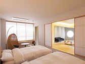 和洋室『葵』／モダンな和室と洋室の二間を設けた客室は、ミシュランガイド福岡・佐賀にも紹介されました。
