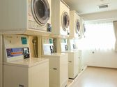 [HOTEL　AZ　熊本荒尾店] 【4Fコインランドリー】洗濯機1回200円・乾燥機30分100円