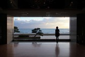 ロビーからの景観　夕景
