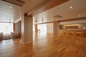秋田の森をイメージしたロビー