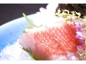 伊豆の新鮮な旬の幸を贅沢に使用した伊豆懐石をご用意しております。