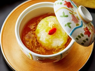 料理人の技と、 伊予の恵みを存分にお愉しみください。